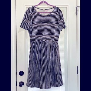 Amelia by Lularoe
